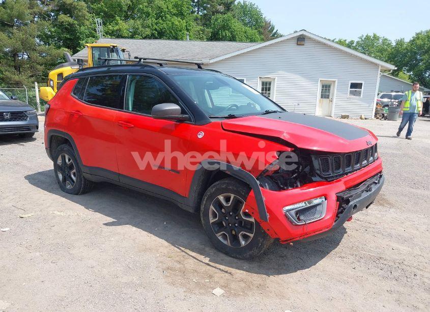 2018 Jeep Compass TRAILHAWK 4X4 (VIN 3C4NJDDBXJT334496) main photo
