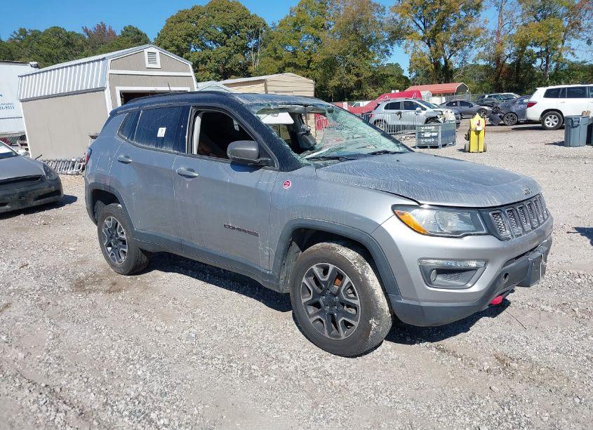 2019 Jeep Compass TRAILHAWK 4X4 (VIN 3C4NJDDBXKT649851) main photo