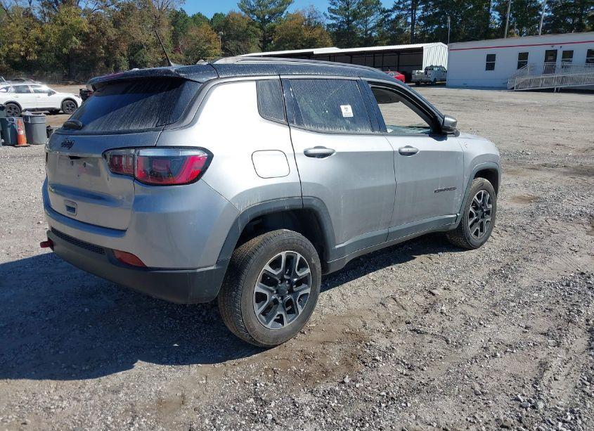 Photo 4 of 2019 Jeep Compass TRAILHAWK 4X4 (VIN 3C4NJDDBXKT649851)