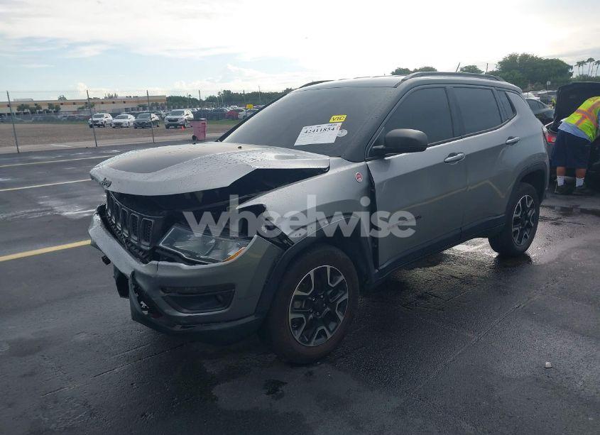 Photo 2 of 2019 Jeep Compass TRAILHAWK 4X4 (VIN 3C4NJDDBXKT799944)