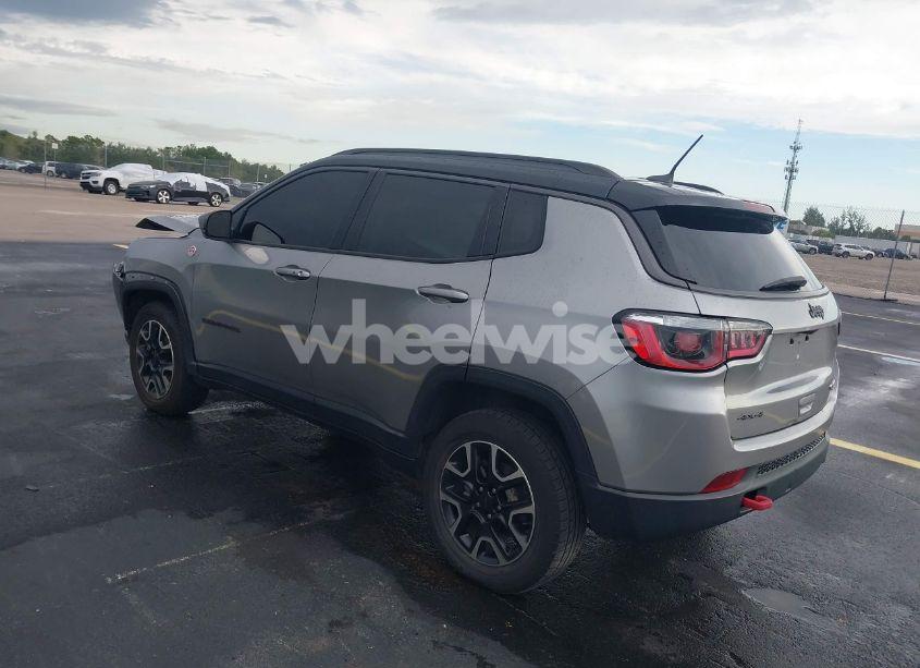 Photo 3 of 2019 Jeep Compass TRAILHAWK 4X4 (VIN 3C4NJDDBXKT799944)