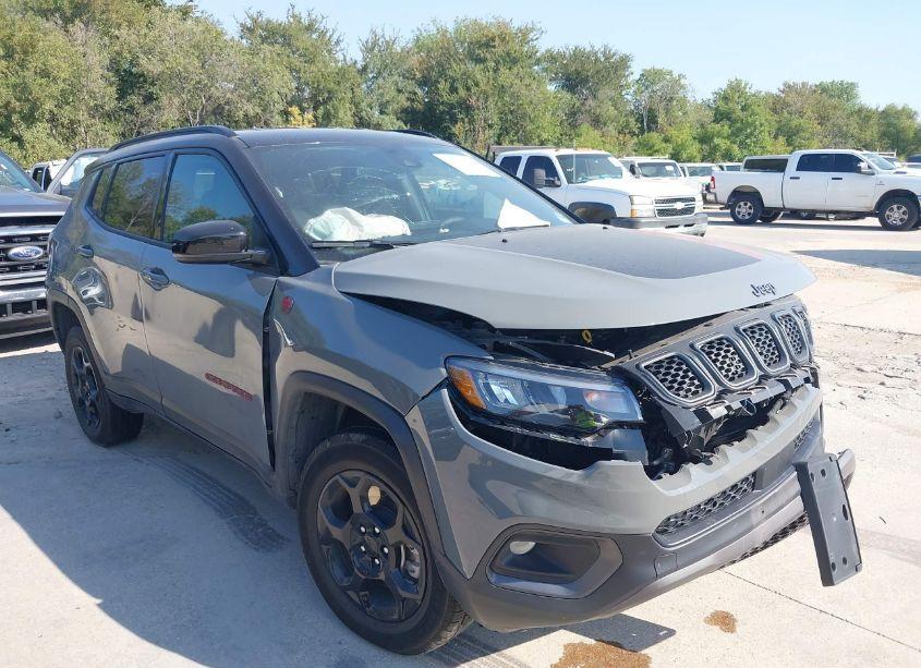2024 Jeep Compass TRAILHAWK 4X4 (VIN 3C4NJDDN0RT609430) main photo