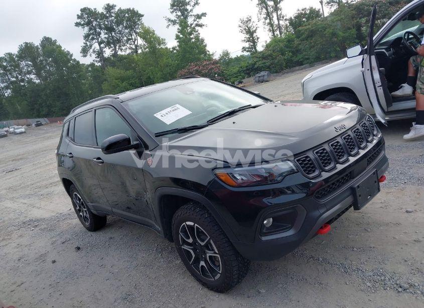 Photo 13 of 2024 Jeep Compass TRAILHAWK 4X4 (VIN 3C4NJDDN1RT137190)