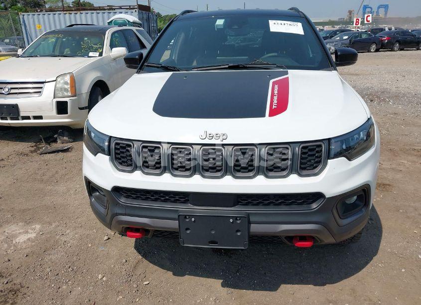 Photo 12 of 2024 Jeep Compass TRAILHAWK 4X4 (VIN 3C4NJDDN2RT149493)