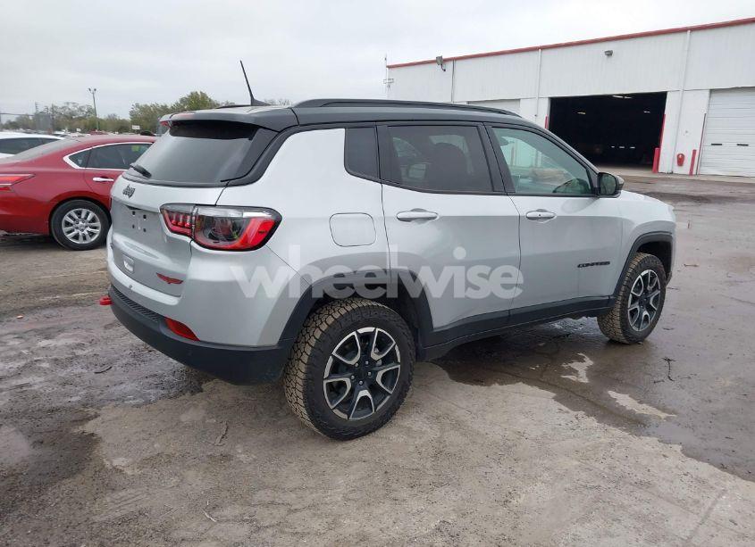 Photo 4 of 2024 Jeep Compass TRAILHAWK 4X4 (VIN 3C4NJDDN4RT119637)