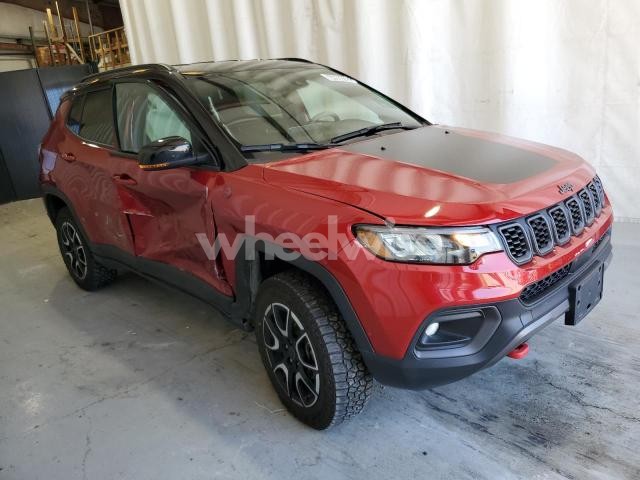 Photo 4 of 2025 JEEP COMPASS TRAILHAWK N/A (VIN 3C4NJDDN6ST583924)
