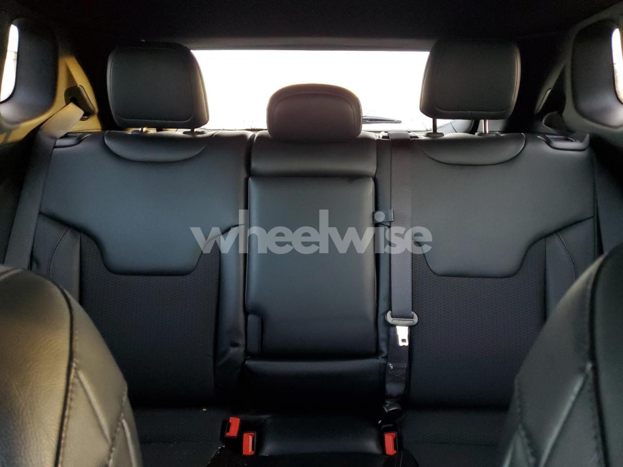 Photo 10 of 2025 JEEP COMPASS TRAILHAWK (VIN 3C4NJDDN8ST549581)