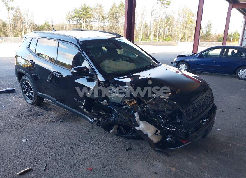 2024 Jeep Compass TRAILHAWK 4X4 (VIN 3C4NJDDN9RT155338) main photo