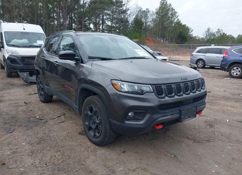 2023 Jeep Compass TRAILHAWK 4X4 (VIN 3C4NJDDNXPT565496) main photo