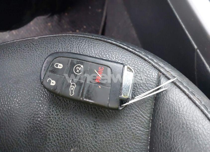 Photo 11 of 2021 Jeep Compass 80TH ANNIVERSARY 4X4 (VIN 3C4NJDEB0MT516551)