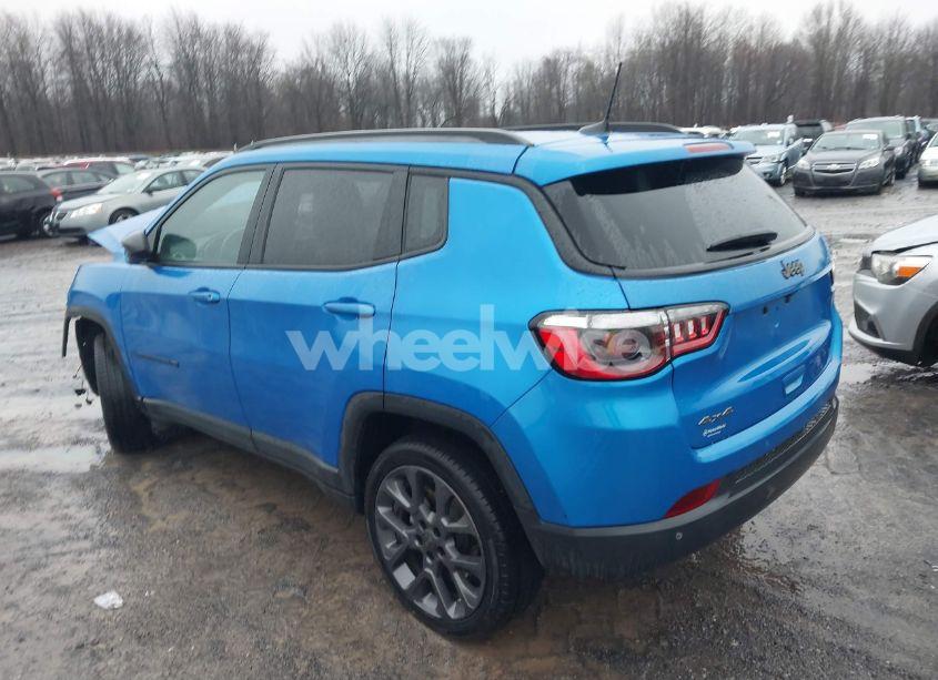 Photo 3 of 2021 Jeep Compass 80TH ANNIVERSARY 4X4 (VIN 3C4NJDEB0MT516551)