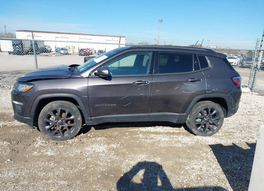 Photo 14 of 2021 Jeep Compass 80TH ANNIVERSARY 4X4 (VIN 3C4NJDEB0MT529025)