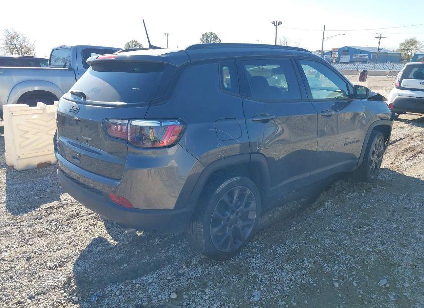 Photo 4 of 2021 Jeep Compass 80TH ANNIVERSARY 4X4 (VIN 3C4NJDEB0MT529025)