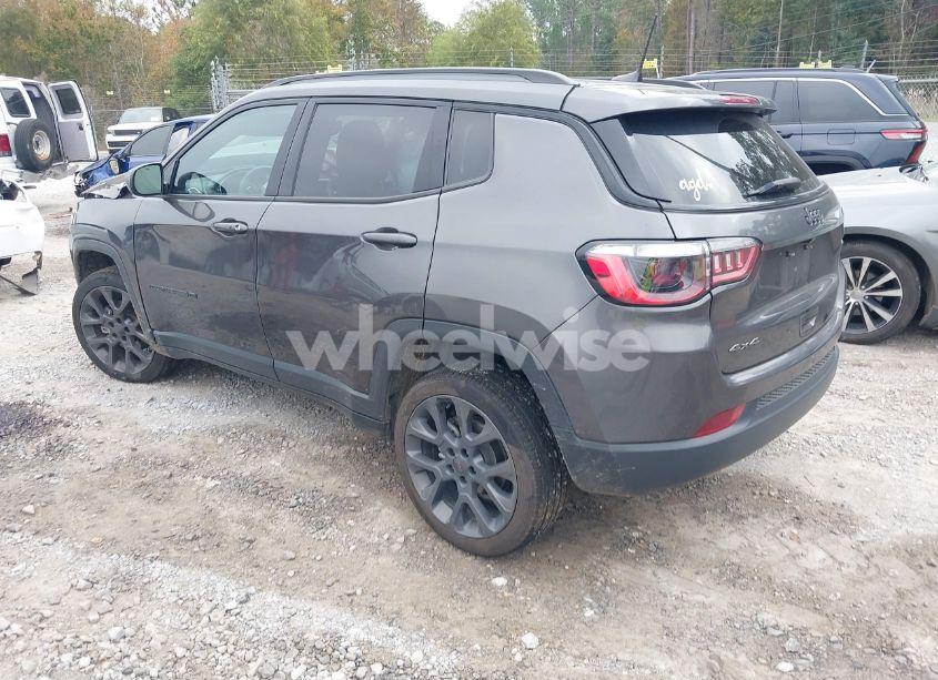 Photo 3 of 2021 Jeep Compass 80TH ANNIVERSARY 4X4 (VIN 3C4NJDEB0MT593128)