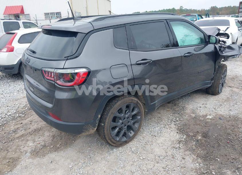 Photo 4 of 2021 Jeep Compass 80TH ANNIVERSARY 4X4 (VIN 3C4NJDEB0MT593128)