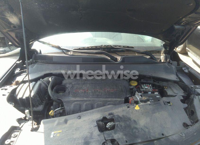 Photo 10 of 2021 Jeep Compass 80TH ANNIVERSARY 4X4 (VIN 3C4NJDEB1MT528983)