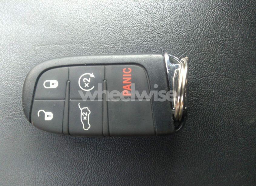 Photo 11 of 2021 Jeep Compass 80TH ANNIVERSARY 4X4 (VIN 3C4NJDEB1MT528983)