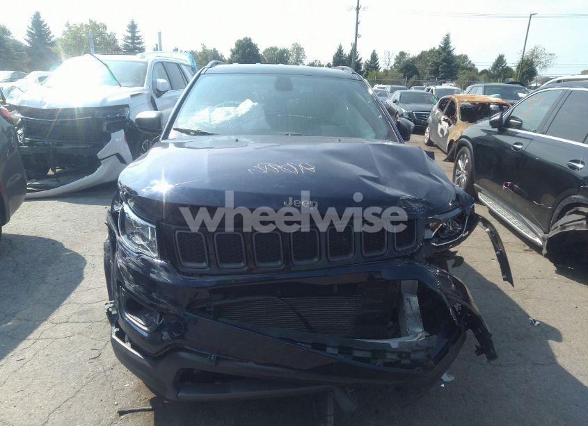 Photo 12 of 2021 Jeep Compass 80TH ANNIVERSARY 4X4 (VIN 3C4NJDEB1MT528983)