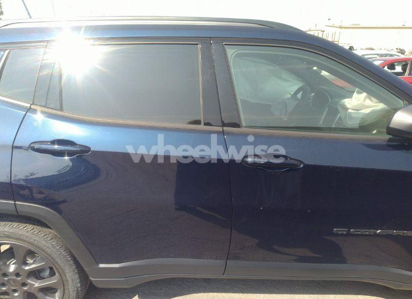 Photo 13 of 2021 Jeep Compass 80TH ANNIVERSARY 4X4 (VIN 3C4NJDEB1MT528983)