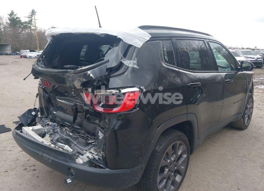 Photo 4 of 2021 Jeep Compass 80TH ANNIVERSARY 4X4 (VIN 3C4NJDEB1MT583160)