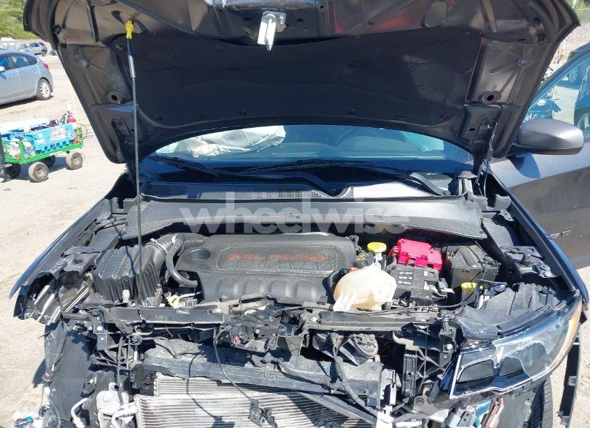 Photo 10 of 2021 Jeep Compass 80TH ANNIVERSARY 4X4 (VIN 3C4NJDEB1MT603763)