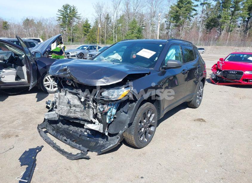 Photo 2 of 2021 Jeep Compass 80TH ANNIVERSARY 4X4 (VIN 3C4NJDEB1MT603763)