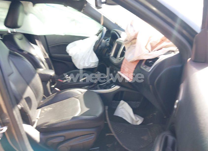 Photo 5 of 2021 Jeep Compass 80TH ANNIVERSARY 4X4 (VIN 3C4NJDEB1MT603763)