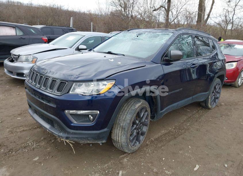 Photo 2 of 2021 Jeep Compass 80TH ANNIVERSARY 4X4 (VIN 3C4NJDEB4MT576090)