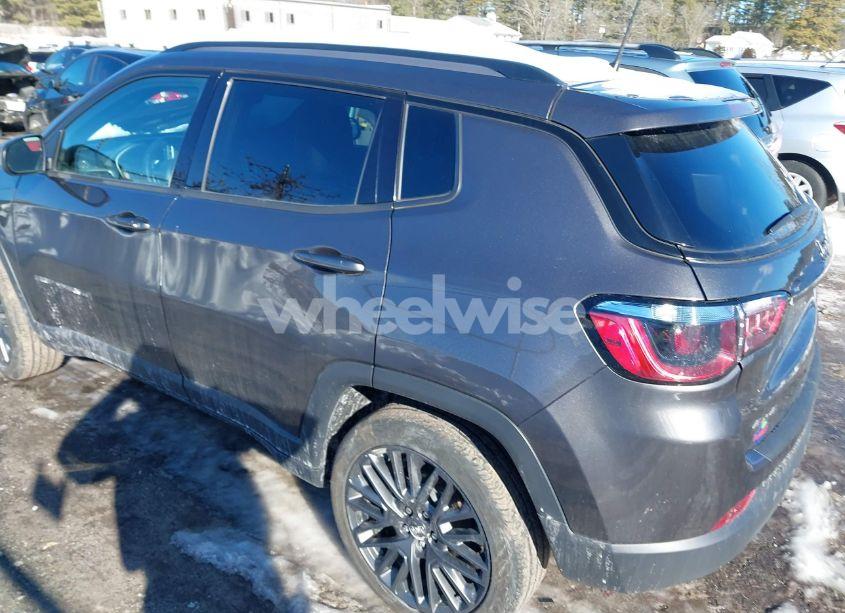 Photo 14 of 2021 Jeep Compass 80TH ANNIVERSARY 4X4 (VIN 3C4NJDEB5MT553868)