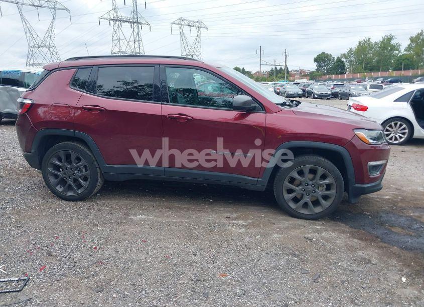 Photo 14 of 2021 Jeep Compass 80TH ANNIVERSARY 4X4 (VIN 3C4NJDEB5MT556771)