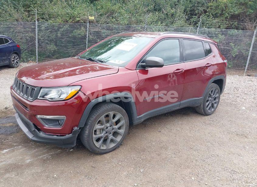 Photo 2 of 2021 Jeep Compass 80TH ANNIVERSARY 4X4 (VIN 3C4NJDEB5MT556771)