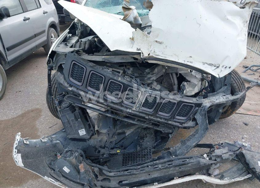 Photo 11 of 2021 Jeep Compass 80TH ANNIVERSARY 4X4 (VIN 3C4NJDEB5MT596218)