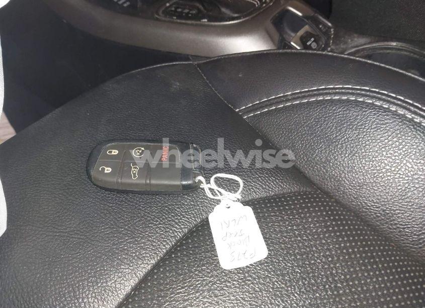 Photo 11 of 2021 Jeep Compass 80TH ANNIVERSARY 4X4 (VIN 3C4NJDEB6MT513623)