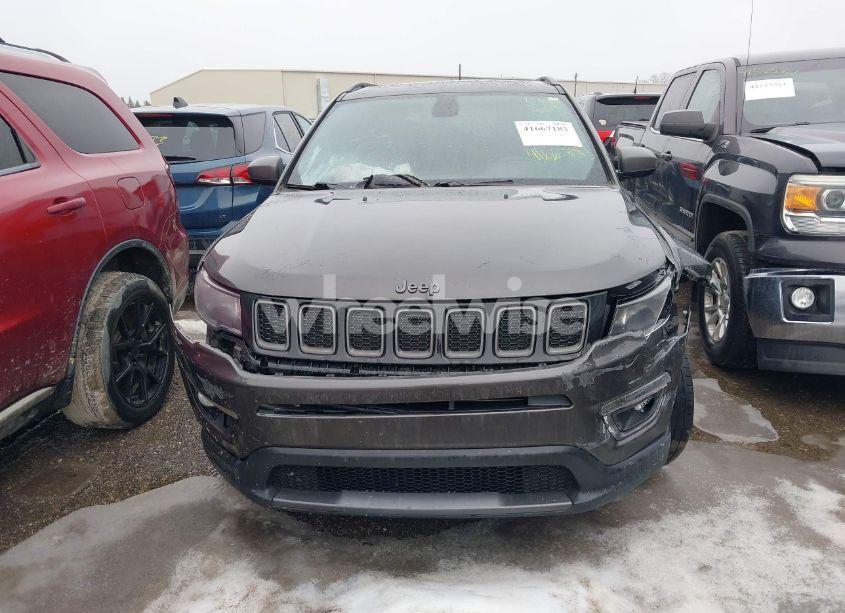 Photo 6 of 2021 Jeep Compass 80TH ANNIVERSARY 4X4 (VIN 3C4NJDEB6MT513623)