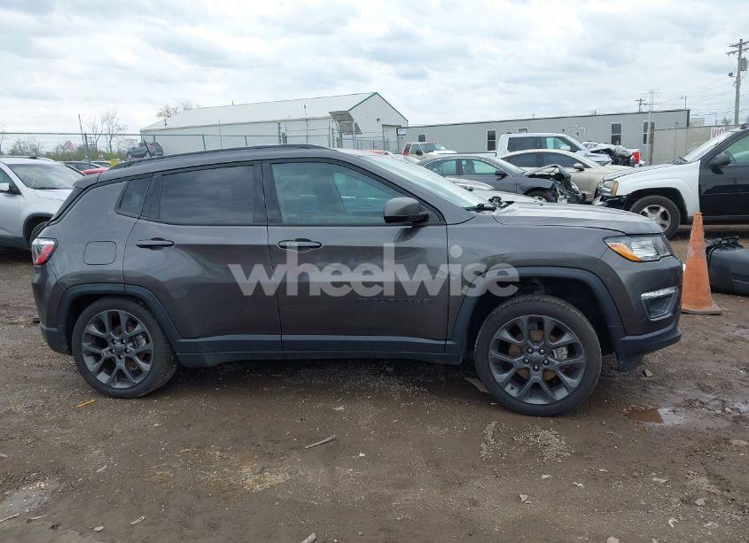 Photo 13 of 2021 Jeep Compass 80TH ANNIVERSARY 4X4 (VIN 3C4NJDEB7MT535498)
