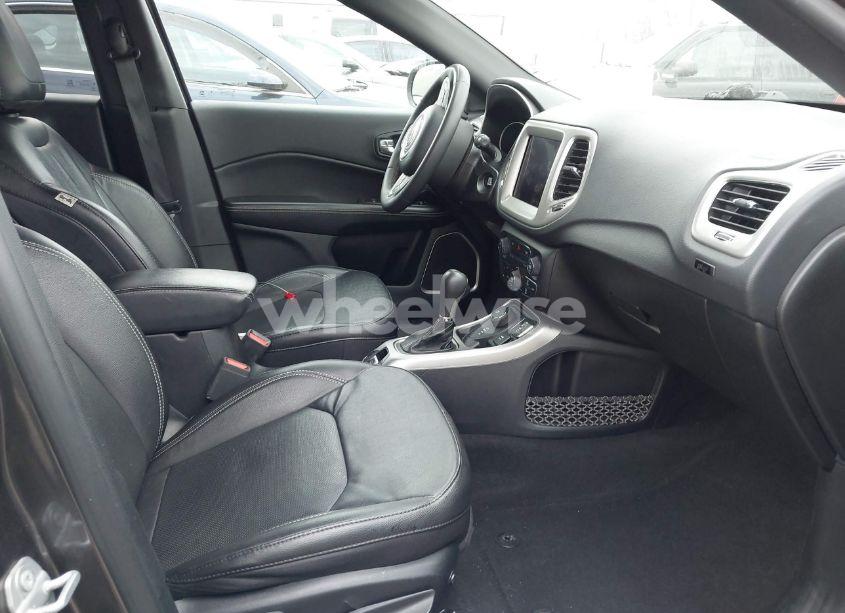 Photo 5 of 2021 Jeep Compass 80TH ANNIVERSARY 4X4 (VIN 3C4NJDEB7MT535498)