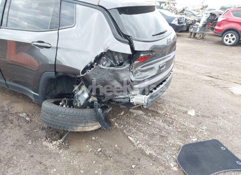 Photo 6 of 2021 Jeep Compass 80TH ANNIVERSARY 4X4 (VIN 3C4NJDEB7MT535498)