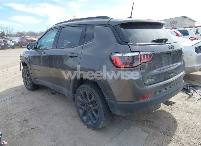Photo 3 of 2021 Jeep Compass 80TH ANNIVERSARY 4X4 (VIN 3C4NJDEB7MT595359)