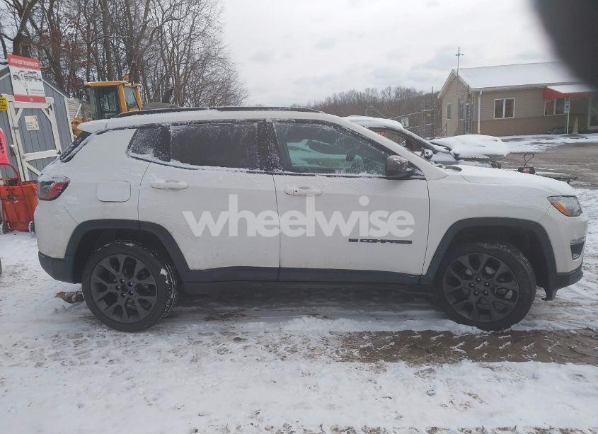 Photo 13 of 2021 Jeep Compass 80TH ANNIVERSARY 4X4 (VIN 3C4NJDEB8MT542895)