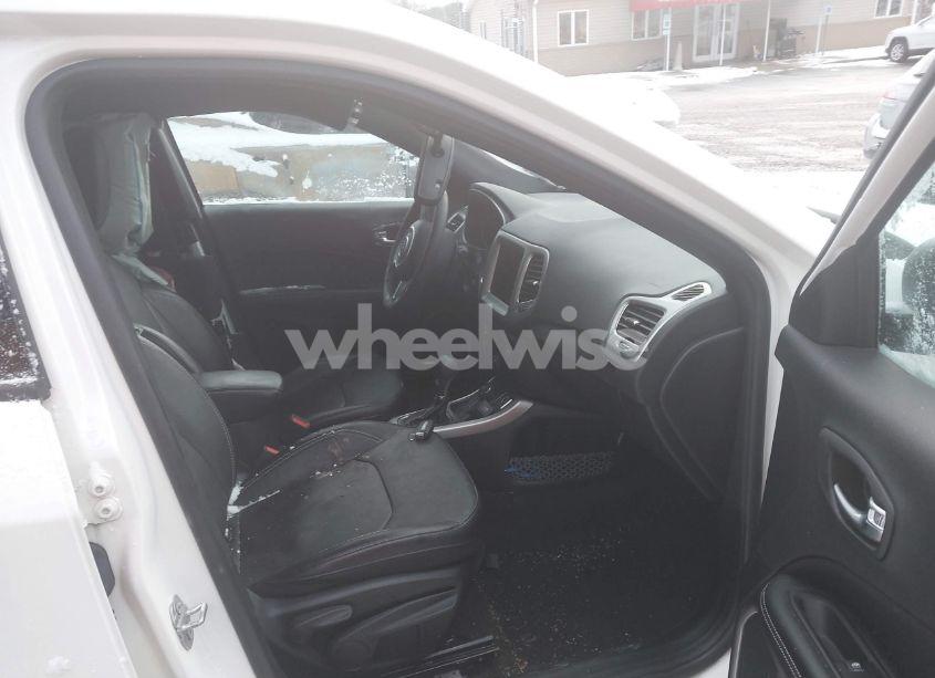 Photo 5 of 2021 Jeep Compass 80TH ANNIVERSARY 4X4 (VIN 3C4NJDEB8MT542895)