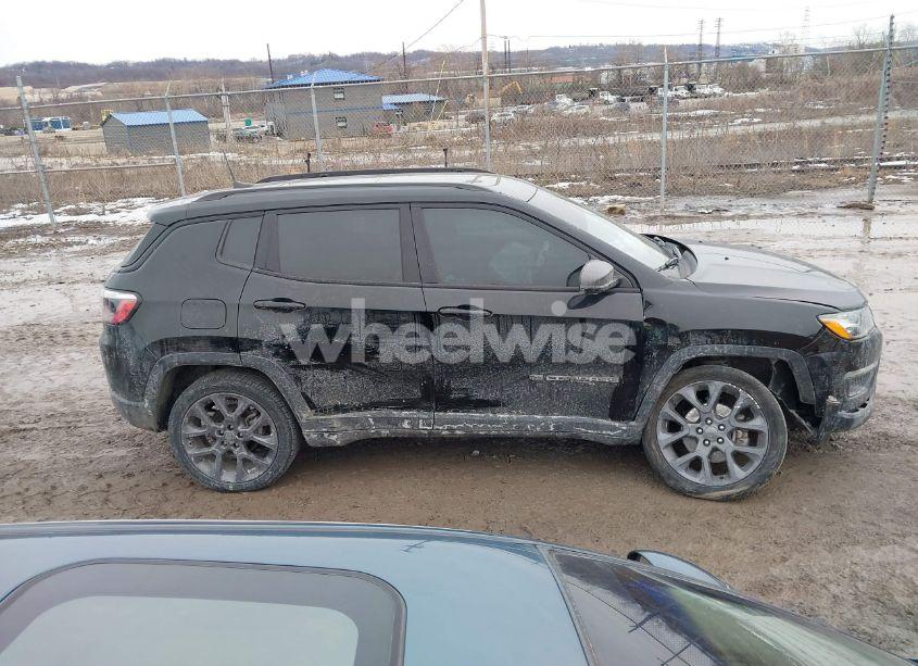 Photo 13 of 2021 Jeep Compass 80TH ANNIVERSARY 4X4 (VIN 3C4NJDEB9MT553825)
