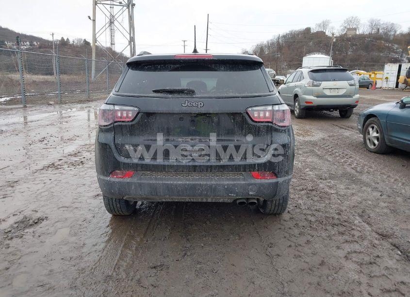 Photo 16 of 2021 Jeep Compass 80TH ANNIVERSARY 4X4 (VIN 3C4NJDEB9MT553825)
