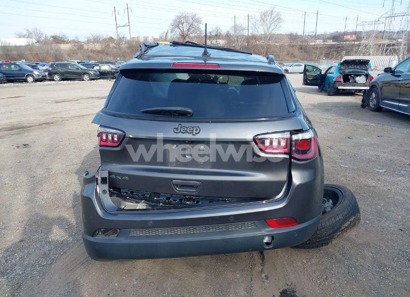 Photo 16 of 2021 Jeep Compass 80TH ANNIVERSARY 4X4 (VIN 3C4NJDEB9MT593306)