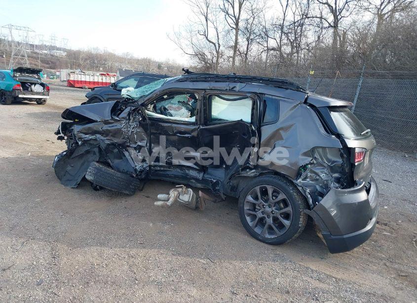 Photo 3 of 2021 Jeep Compass 80TH ANNIVERSARY 4X4 (VIN 3C4NJDEB9MT593306)