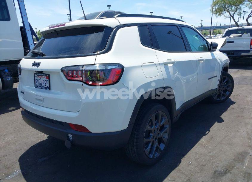 Photo 4 of 2021 Jeep Compass 80TH ANNIVERSARY 4X4 (VIN 3C4NJDEBXMT568284)