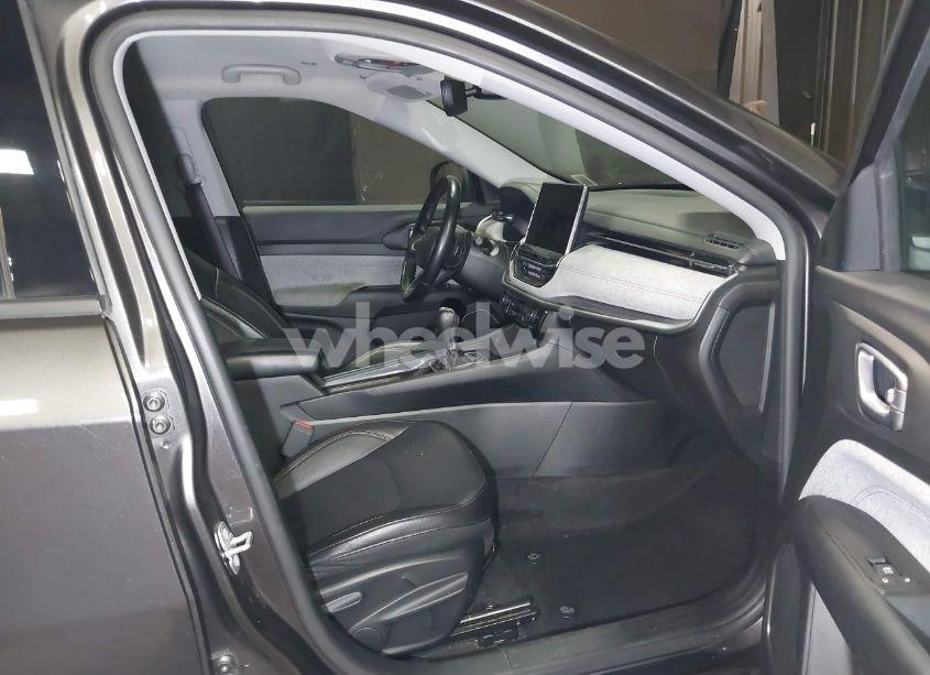 Photo 5 of 2022 Jeep Compass LATITUDE LUX 4X4 (VIN 3C4NJDFB0NT117963)