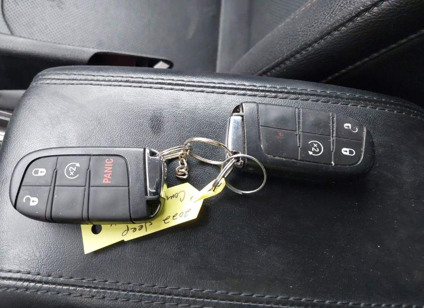 Photo 11 of 2022 Jeep Compass LATITUDE LUX 4X4 (VIN 3C4NJDFB0NT195627)