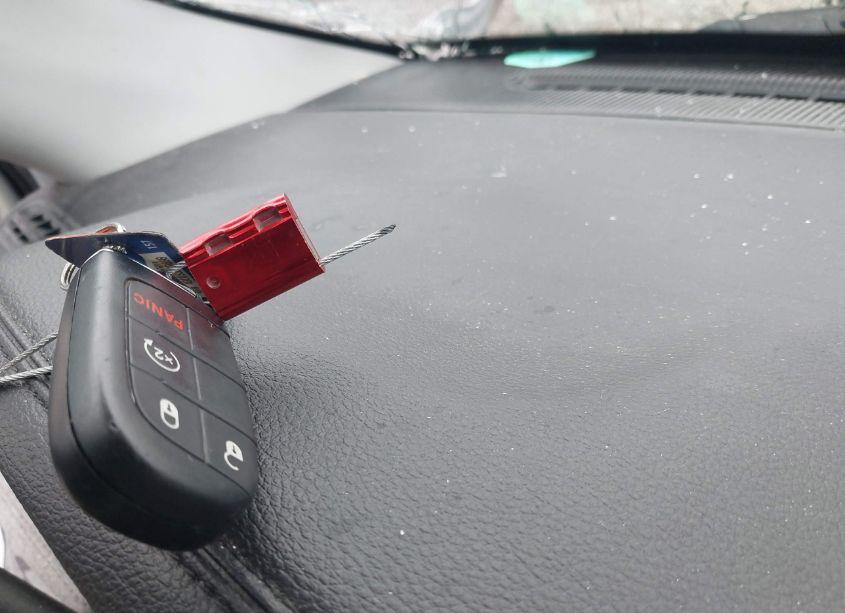 Photo 11 of 2022 Jeep Compass LATITUDE LUX 4X4 (VIN 3C4NJDFB0NT203807)