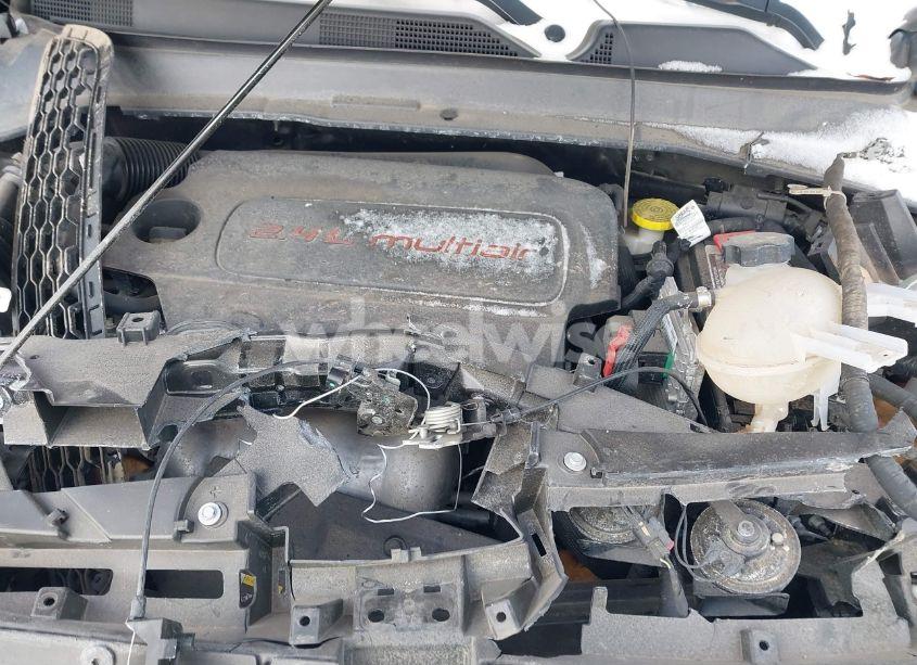 Photo 10 of 2022 Jeep Compass LATITUDE LUX 4X4 (VIN 3C4NJDFB2NT112229)