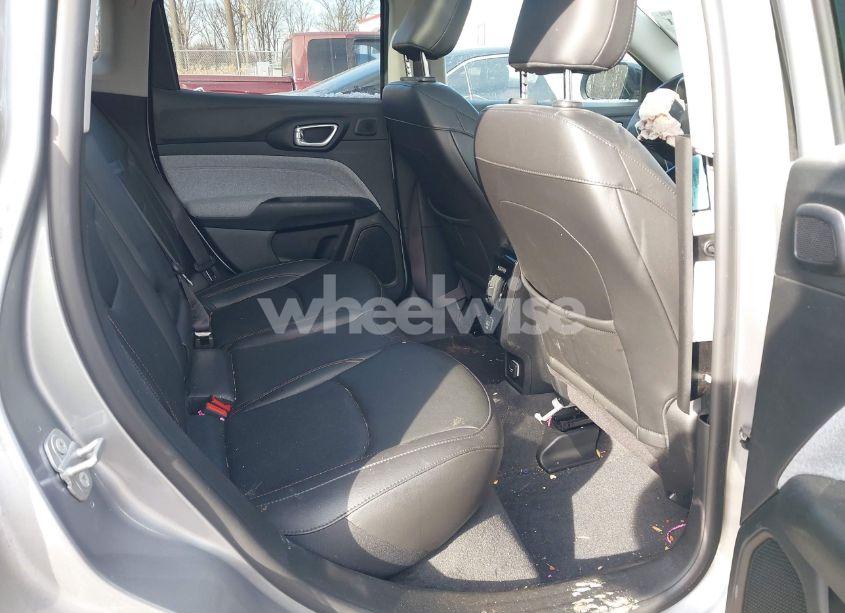 Photo 8 of 2022 Jeep Compass LATITUDE LUX 4X4 (VIN 3C4NJDFB2NT164198)